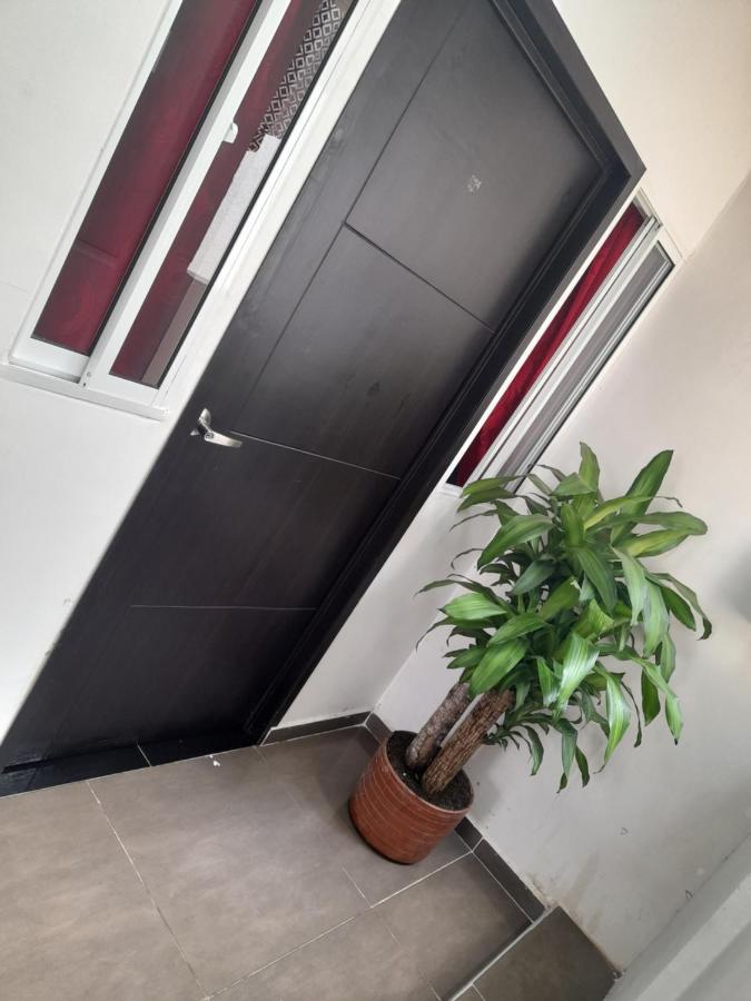 Apartaestudios El Jardin 2 كالي الغرفة الصورة