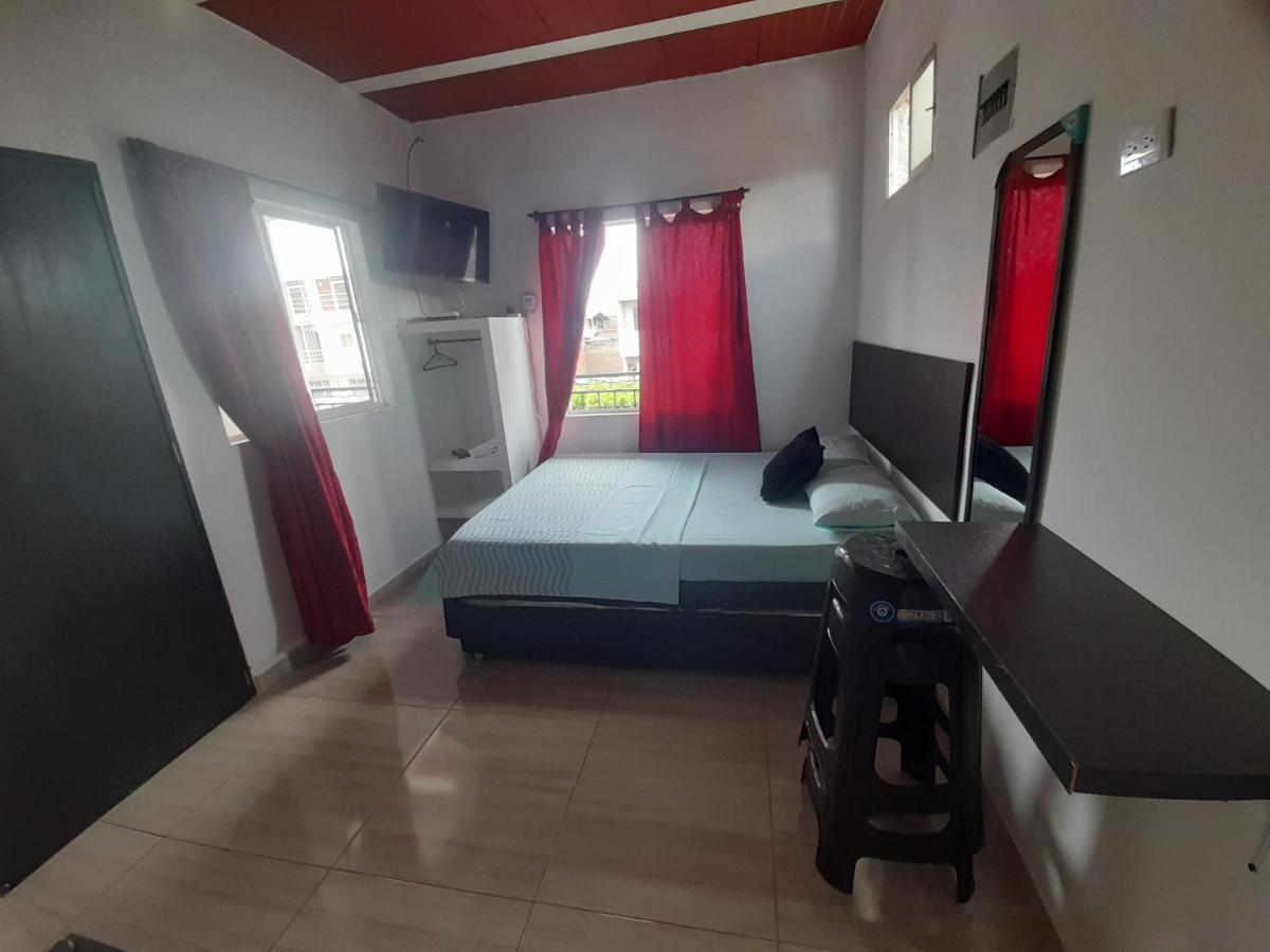 Apartaestudios El Jardin 2 كالي المظهر الخارجي الصورة