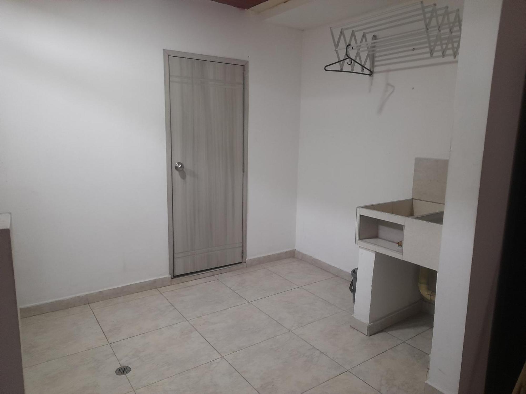 Apartaestudios El Jardin 2 كالي الغرفة الصورة